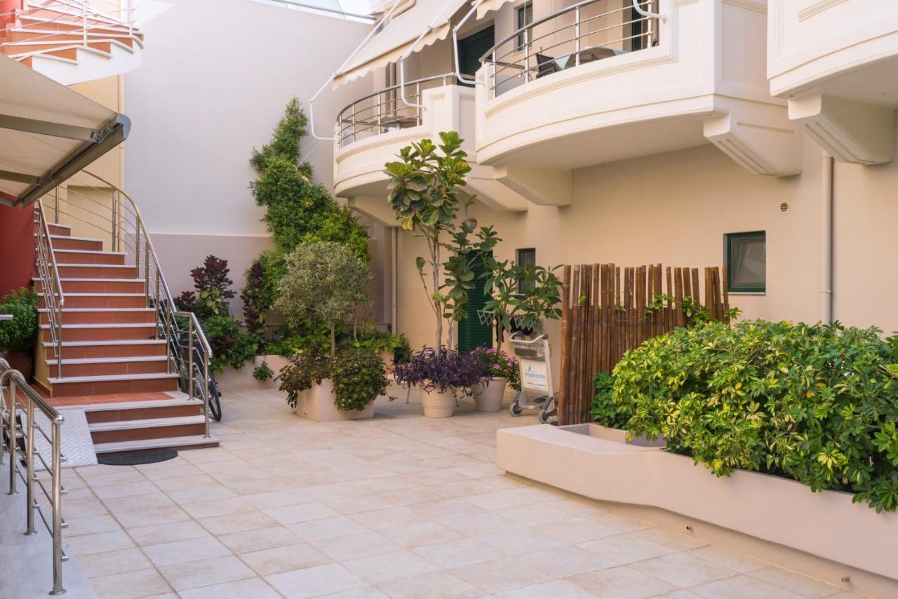 Poseidon Studios Palaiochora Exterior foto